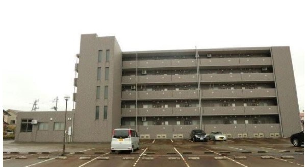 グランディール・シェトワ 駐車場