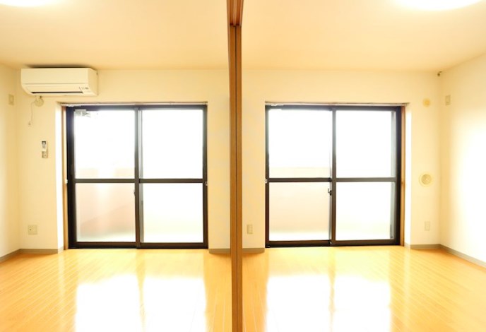 シャルム壱番館 リビング