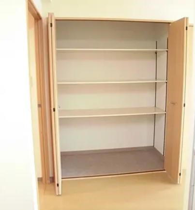 ラフィーネ向陽 収納