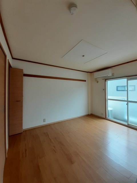 プラドール田川 リビング