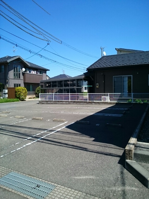 ブルームーンⅡ 駐車場