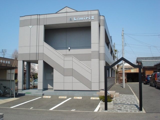 Limiri3 駐車場