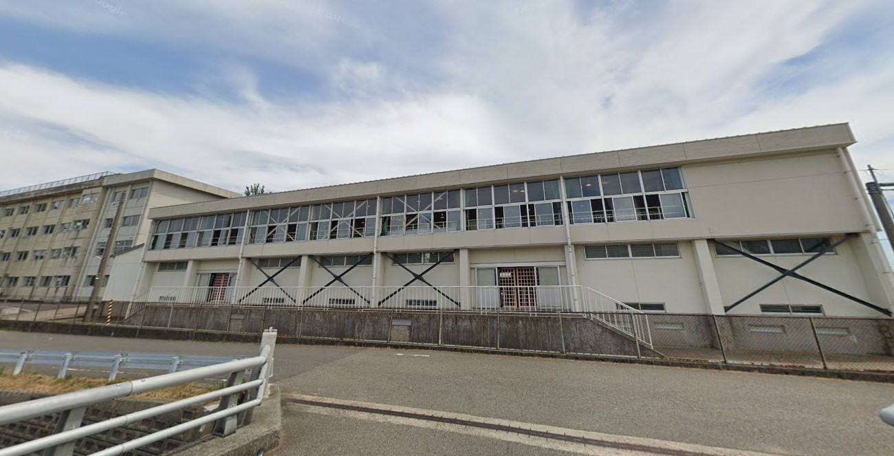 カヴァロ 中学校