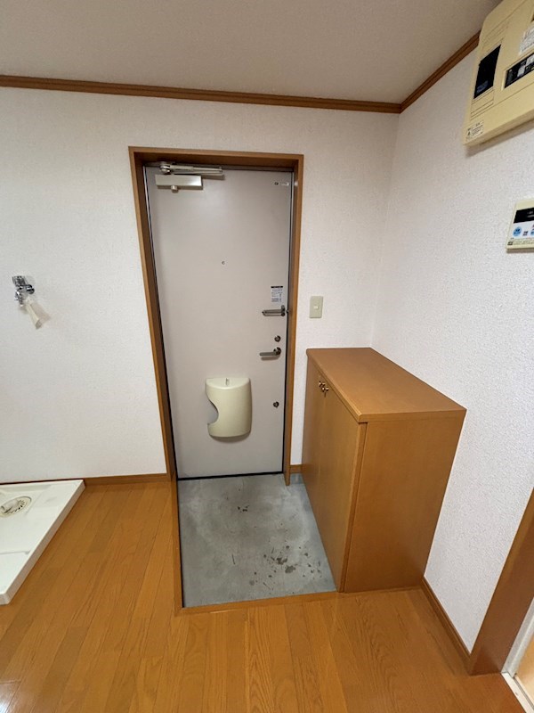 メゾンソレイユ 玄関