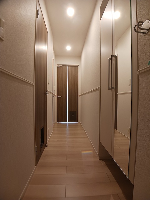ヒカルサ新潟関屋 玄関