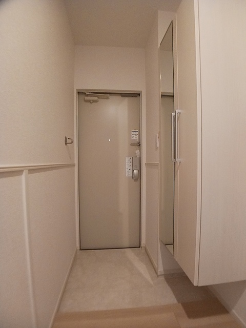 ヒカルサ新潟関屋 玄関