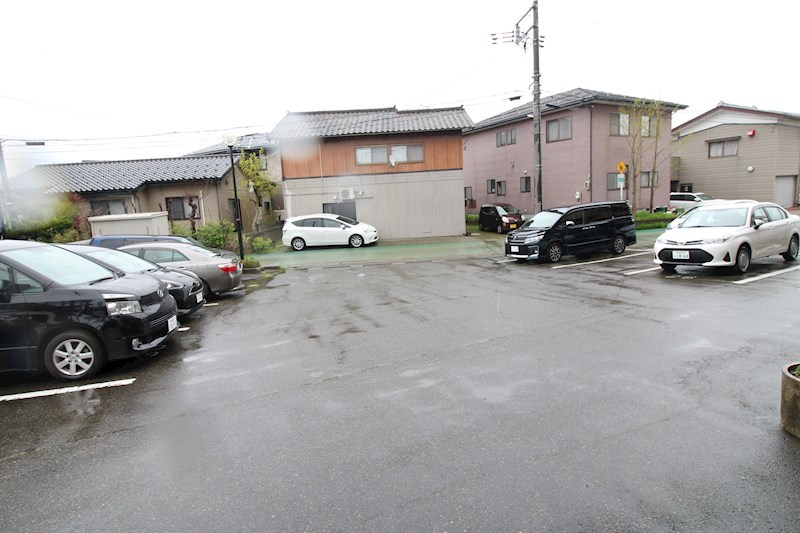 リバーサイド25 駐車場
