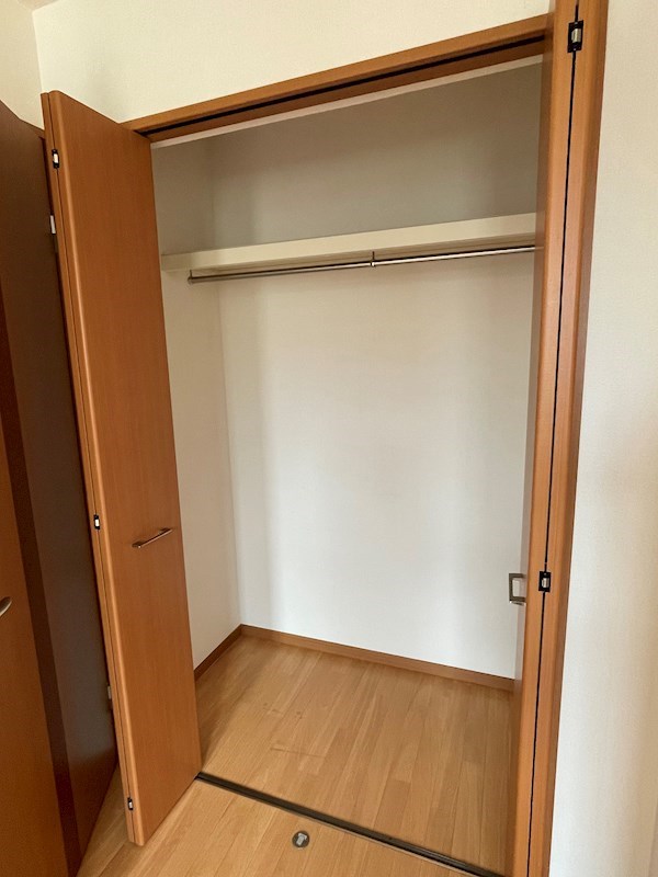 クレセントコート 収納