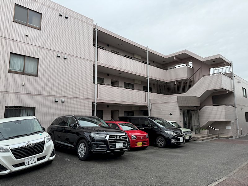 サニーヒルⅠ 駐車場