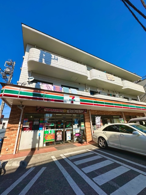 シャーメゾン関町東 コンビニ