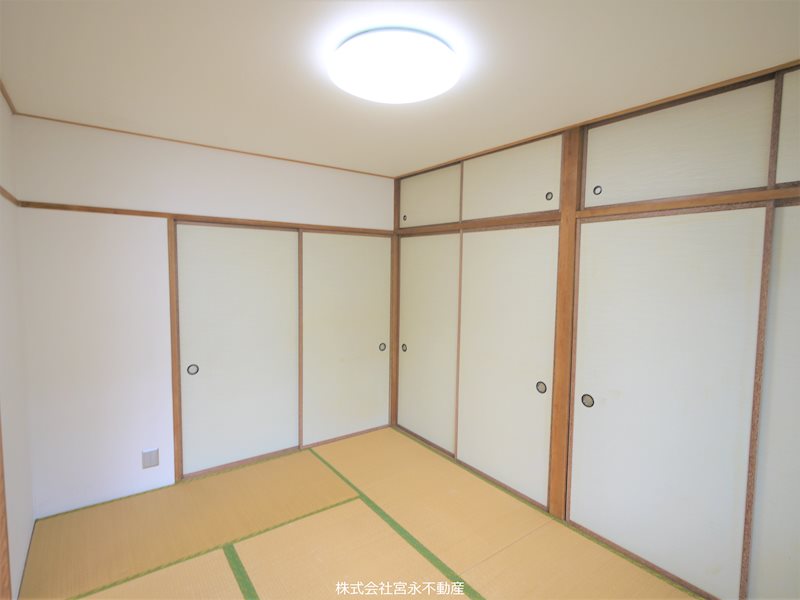 ソレイユ乾徳 収納