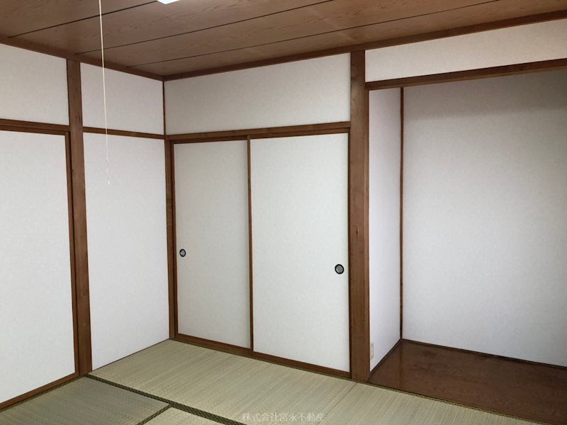 野村貸家　飯塚町30-24　3号棟 収納