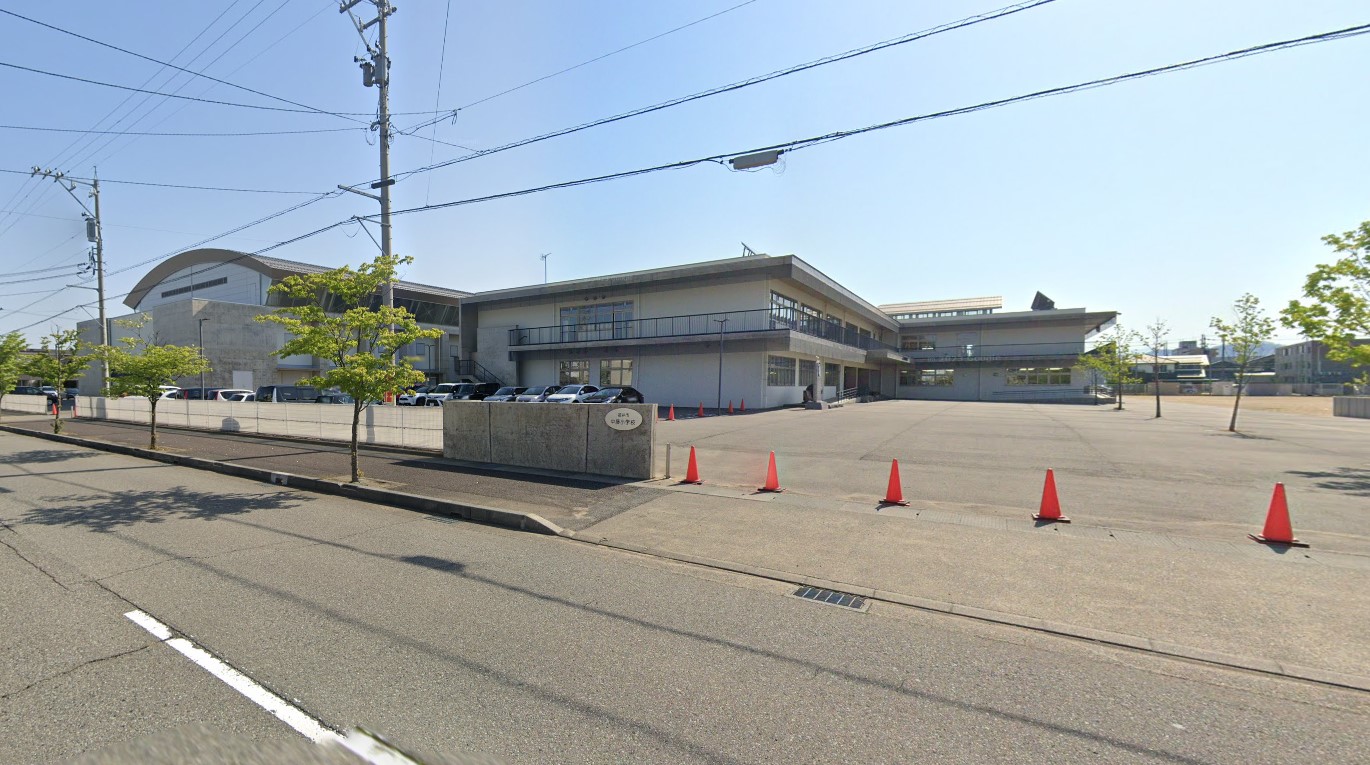 シャ・ミニヨンA 小学校