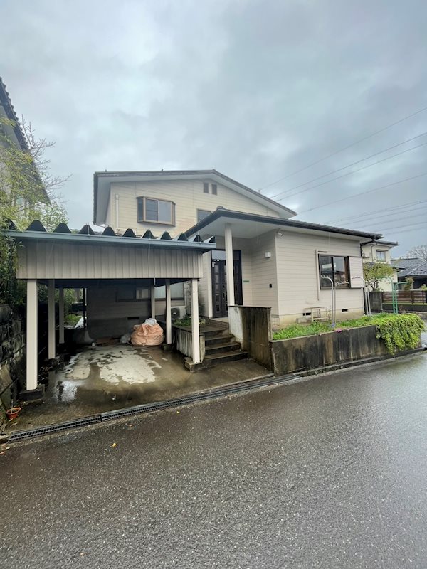 ライツレーン杉の木台 駐車場