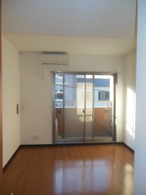 CASA FLUENTE リビング