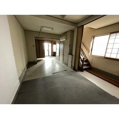 壬生賀陽御所町店舗付住宅 玄関