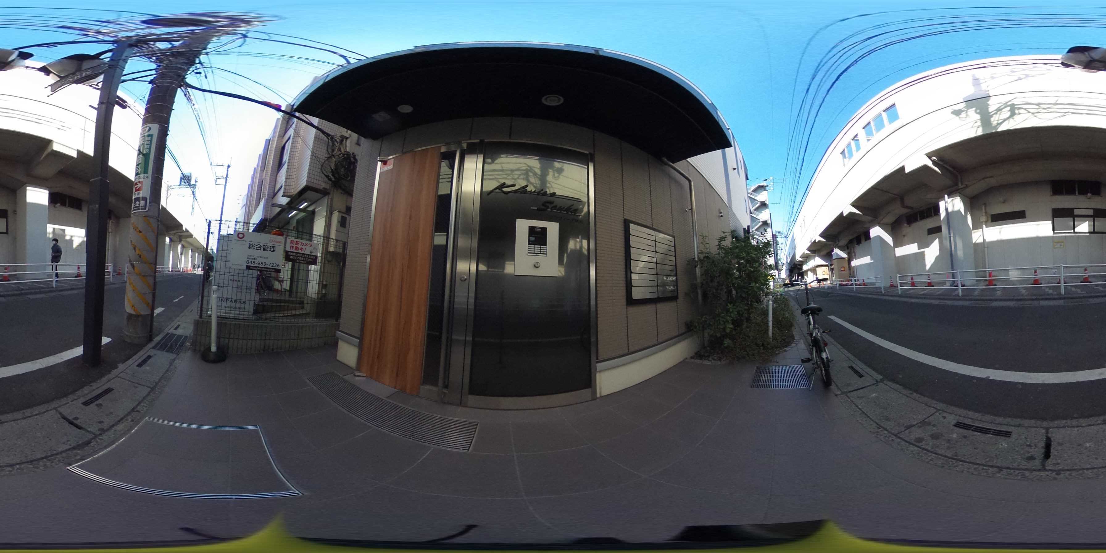 エントランス