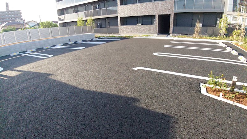 【シャーメゾン】グランパレスＫ 駐車場