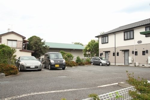 【シャーメゾン】フレシールＡ  駐車場