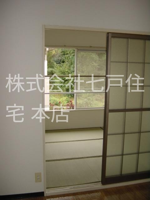 グリーンハウスA その他