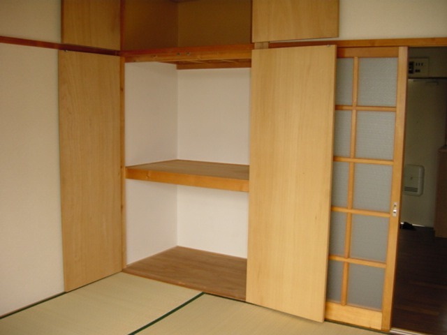 ユアハイツ 収納