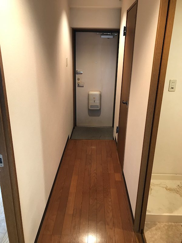 ポポラーレ西都賀 玄関