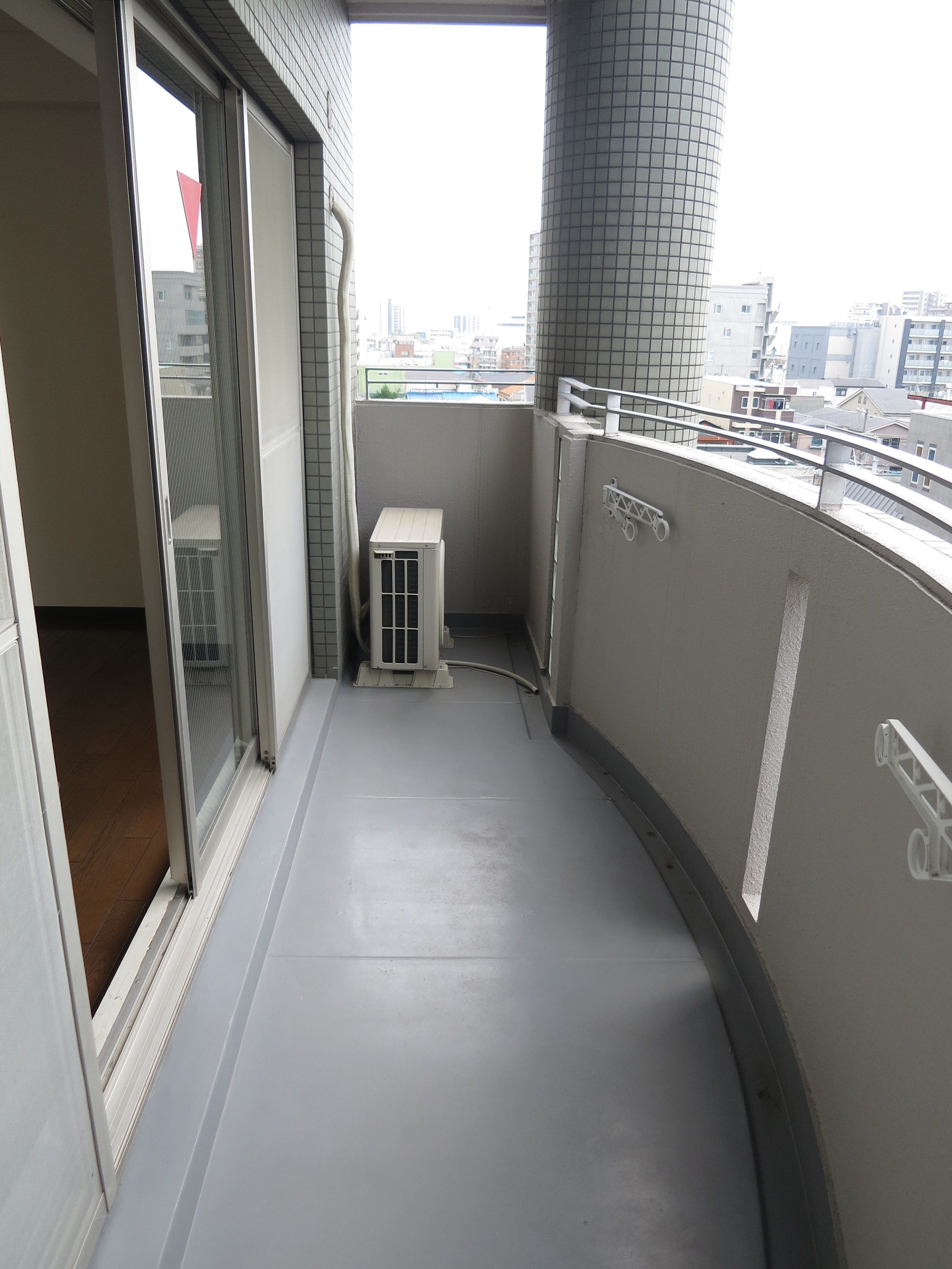 ロイヤル高槻 ベランダ