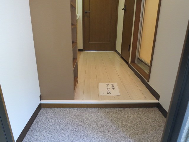 グランドソレーユ 玄関