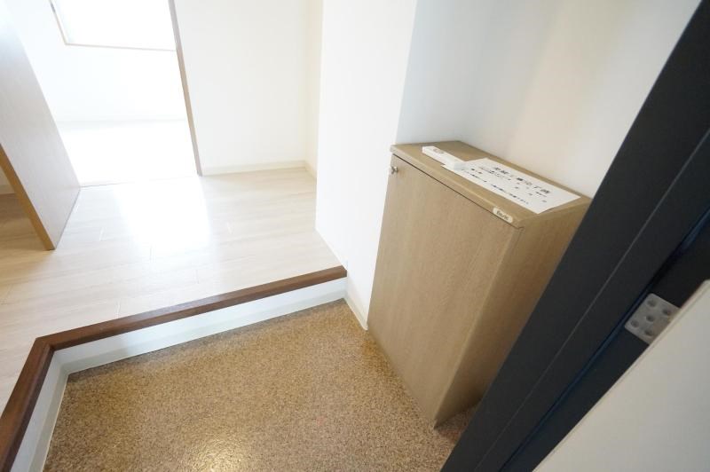 フォンティーヌ茨木 玄関