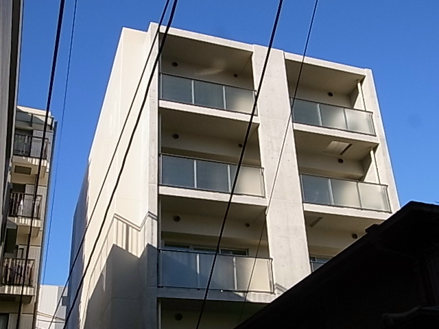 CASA MIA（カーサミーア） 102号室 外観
