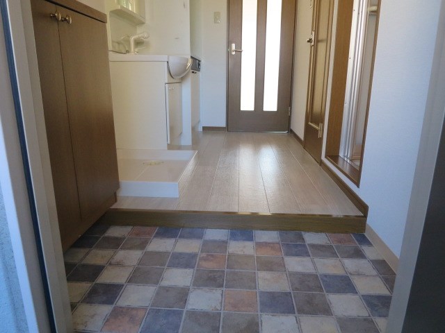 セント・ヴィラ 玄関