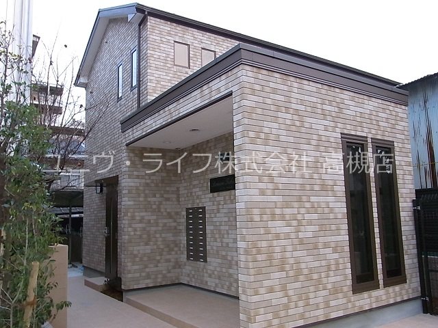 ルミエール高槻 110号室 外観