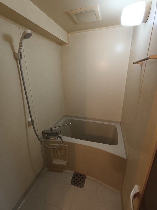 ドルチェ山手壱番館 風呂画像