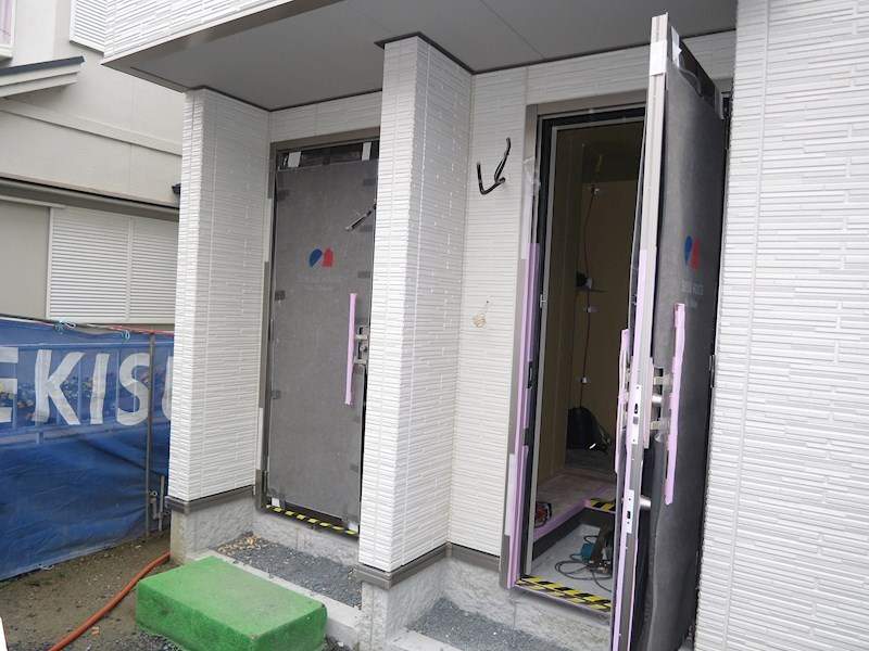 シャーメゾンフィオーレ 玄関