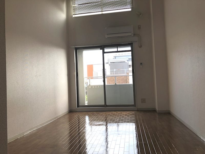 ユーズコート  リビング