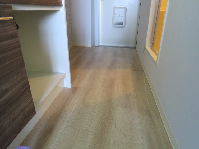 川西エンビィハイツ リビング