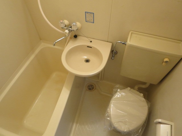 川西エンビィハイツ 風呂画像