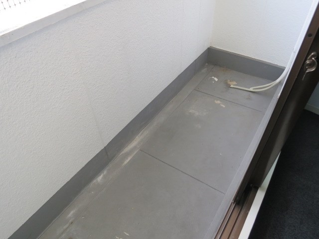 川西エンビィハイツ ベランダ