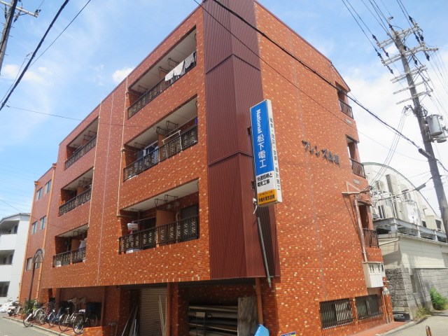 フレンズ高槻 201号室 外観