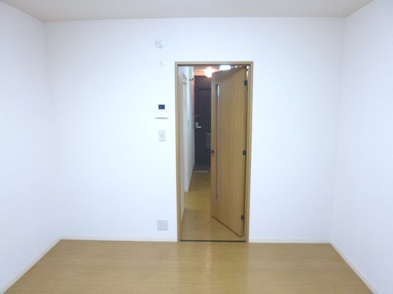 ハイツイオン ベッドルーム