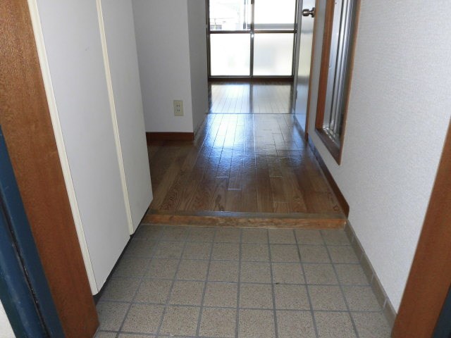 セレント茨木鮎川 玄関