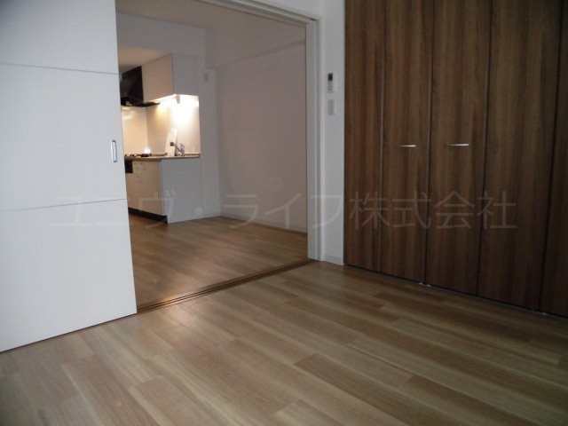 グランブルー高槻 ベッドルーム