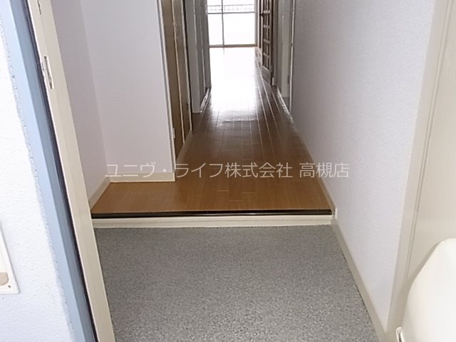 ハイツ78 玄関
