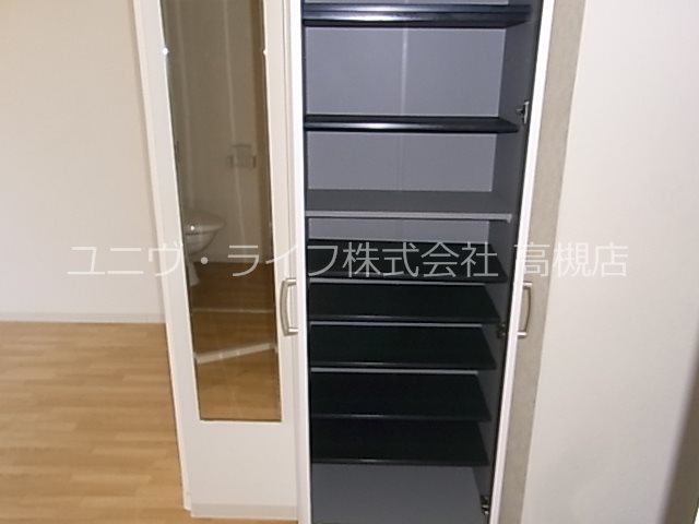 ザ・プレミアムコート 玄関