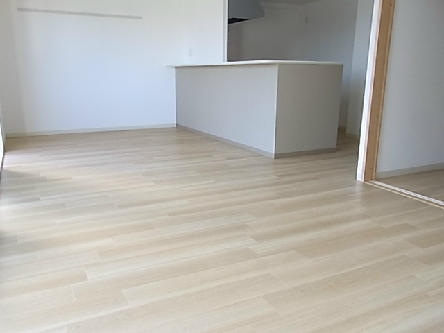 槻（ケヤキ） リビング