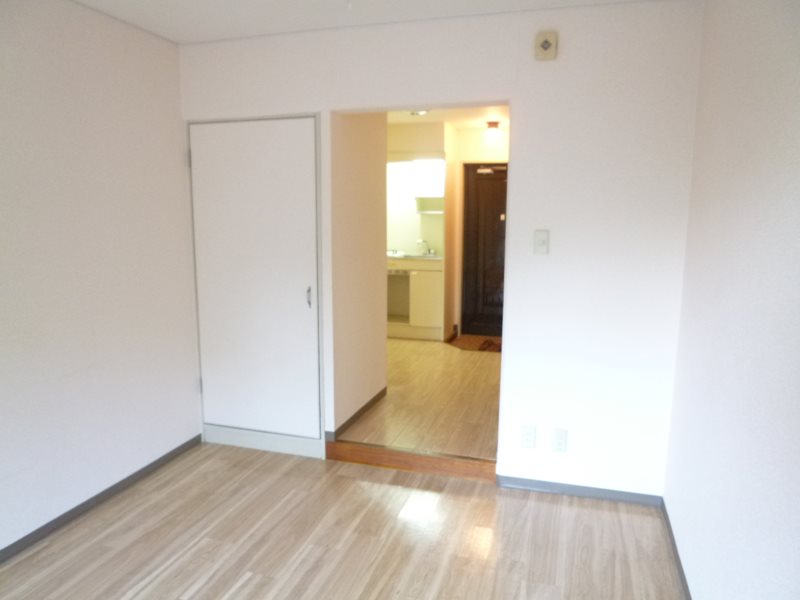 CASA山手 ベッドルーム