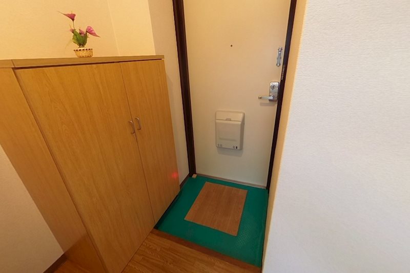 メゾン芥川 玄関