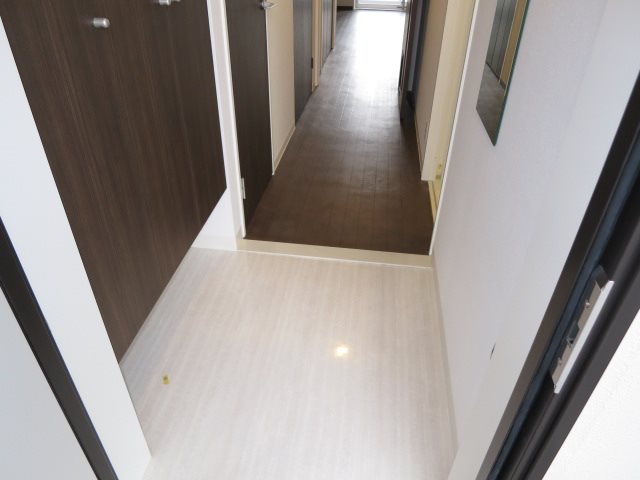 LIBRA TAKATSUKI（リブラ高槻） 玄関