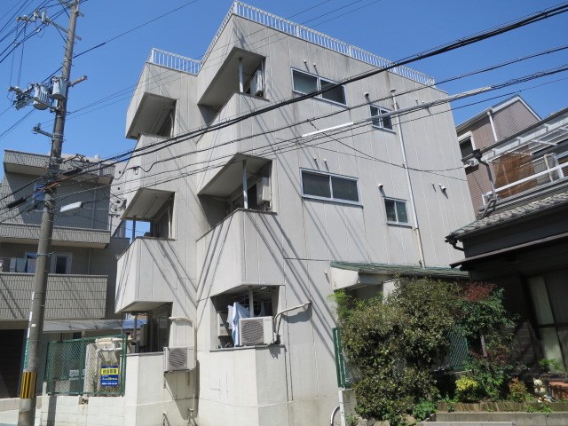 第二幸和マンション  302号室 外観