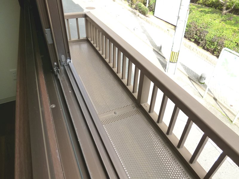 ブルーム関大前 ベランダ